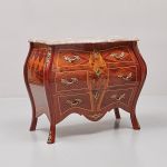 1048 1382 CHEST OF DRAWERS
